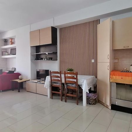 Pergamos Apartment Mytilíni Eksteriør bilde